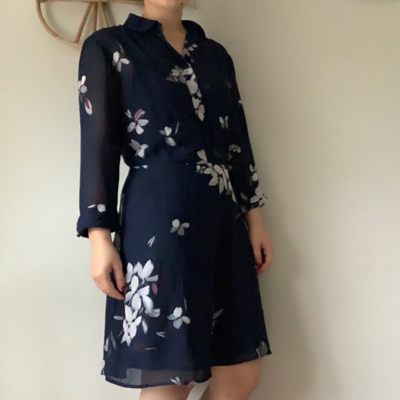 Dynamite Dresses & Skirts - 🦋2/$35 Dynamite Floral Sheer Dress w/back cut-out